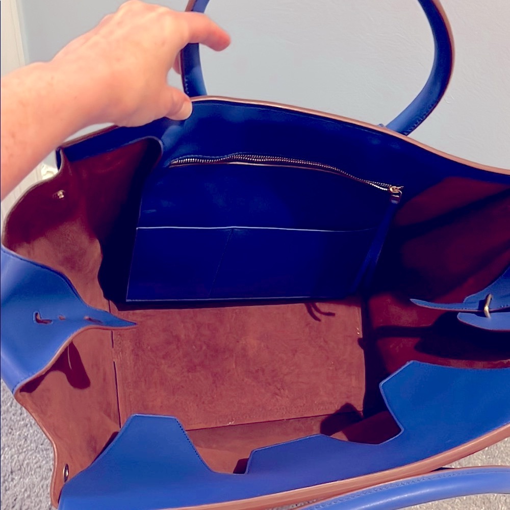 Celine Blue Tote Bag in Excellent condition - Picture 5 of 14